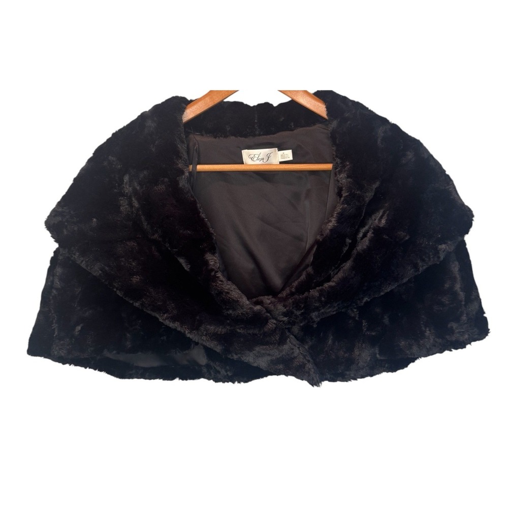 Eliza J Women Black Faux Fur Wrap Stole Shrug M Party Timeless Classic Formal